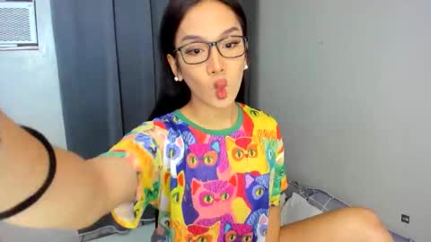 lucy_shane online show from October 26, 7:10 pm