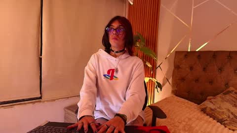 Cookie  online show from March 27, 5:43 am