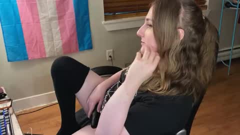 Lulu online show from September 26, 4:20 am