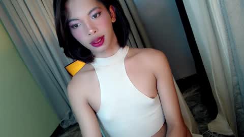 lush4lunaxx online show from February 27, 3:15 pm