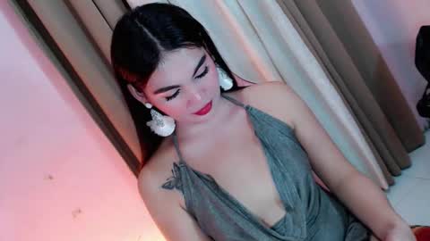 lustyseraphina online show from February 19, 5:15 am