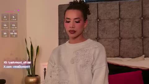 LYA online show from November 7, 4:07 pm