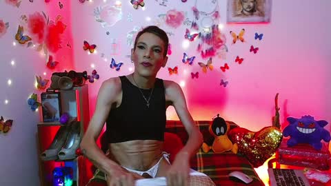 Maddy Senz online show from December 10, 6:29 am