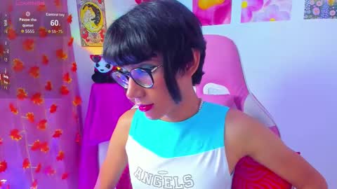 Madeline  online show from March 19, 6:24 am