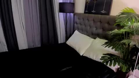 madonnajhonson online show from December 23, 11:03 am