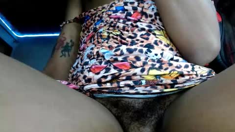 Bella Maidi online show from March 10, 5:05 pm