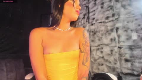 Majo online show from May 24, 1:57 am
