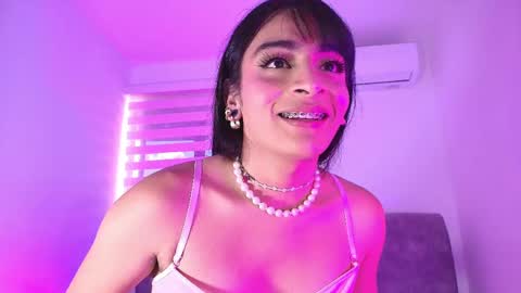malaia thompson  online show from May 31, 6:20 pm