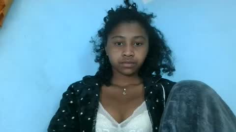 mamieriela online show from July 21, 5:49 pm