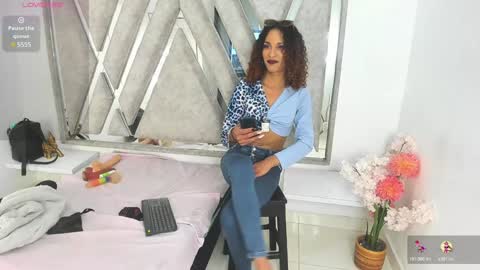 marfilastrom online show from December 18, 3:15 am