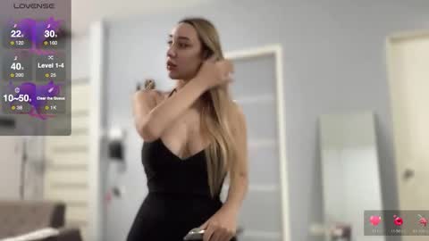 Sopia Nicart online show from January 7, 7:45 am