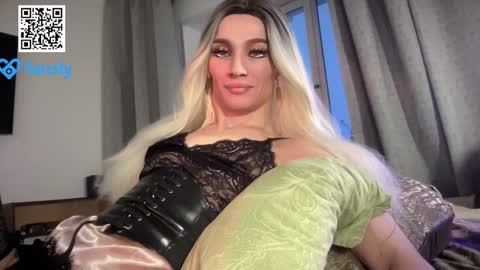 Snapshot of maridekoks chatting on January 14, 1:38 pm Mari online show from January 14, 1:38 pm