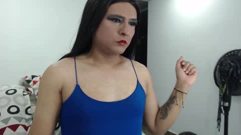 Snapshot of matias_coleman chatting on February 21, 12:27 am cassandra online show from February 21, 12:27 am