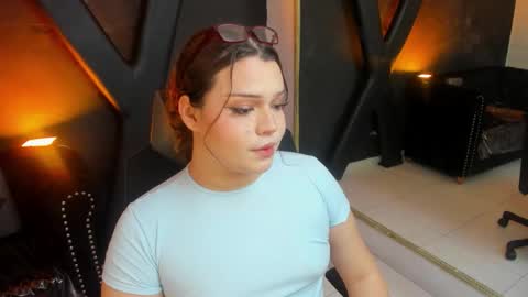 Maxine Minx online show from September 27, 10:41 pm