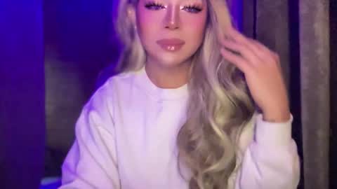 GODDESS OF ALL GODDESSES online show from December 3, 4:22 pm