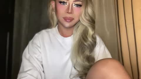 GODDESS OF ALL GODDESSES online show from January 7, 4:05 am