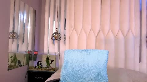 megan do santos online show from June 3, 8:12 pm