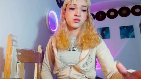 meghan_devil_ online show from February 15, 5:47 am