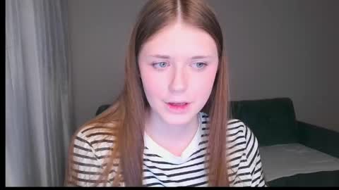 Melissa online show from April 14, 4:34 pm