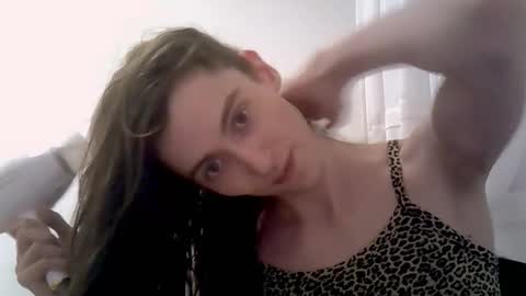 Melody online show from February 11, 4:59 pm