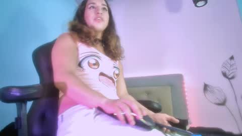 mew_alix online show from June 1, 7:26 pm