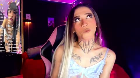mia califa online show from April 28, 10:47 pm