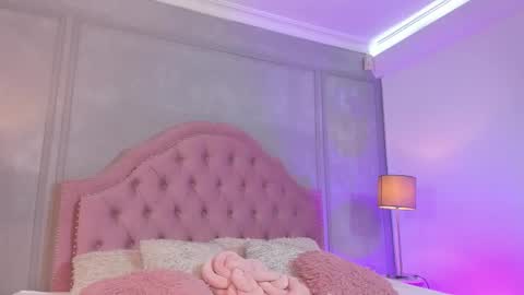 Mia Culpa online show from February 17, 3:03 am