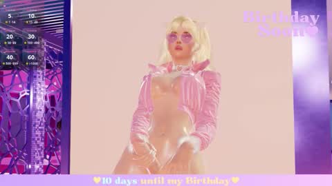 Mia online show from September 14, 7:51 pm