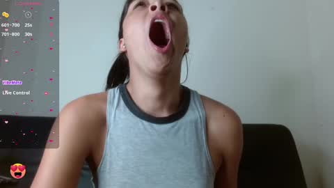 Mia online show from February 17, 12:05 pm