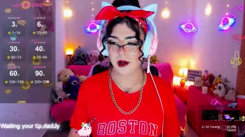   online show from November 4, 3:39 am