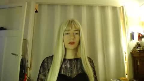 mickegia online show from April 5, 6:44 am