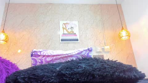 Miia online show from April 2, 1:42 pm