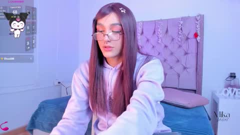 mika_velvet online show from March 17, 11:28 pm