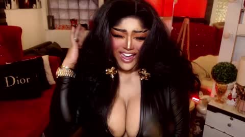 milkshakelavinia online show from January 14, 2:40 am