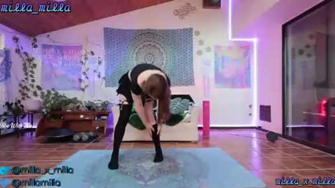 milla_milla online show from July 5, 2:16 am