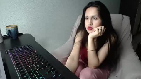 The goddess of water online show from September 18, 9:31 pm