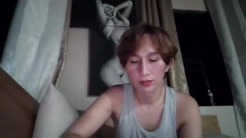 its me kizzy online show from February 4, 12:21 pm