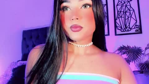 miss_zz online show from December 2, 6:55 pm