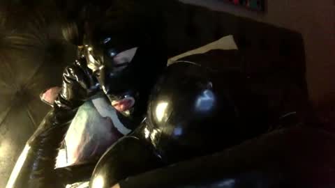 Snapshot of mistresslatexxx chatting on September 15, 2:22 pm Bianca online show from September 15, 2:22 pm