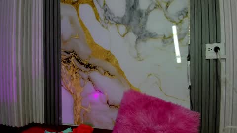 LUCRECIA   NEW ACCOUNT online show from March 18, 11:26 pm