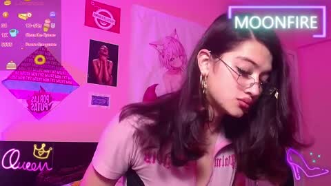 Nicky  online show from April 10, 10:54 am