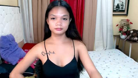 Snapshot of morena_cockts chatting on December 6, 5:36 am rondina online show from December 6, 5:36 am
