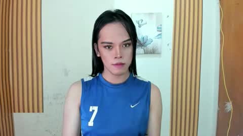 selena online show from February 5, 6:18 am