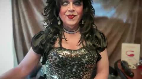 mskarentoy online show from April 4, 8:18 pm