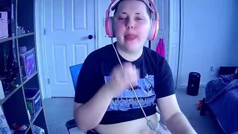 Caidra online show from March 10, 8:56 pm