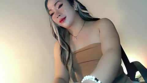 kimmy online show from February 8, 2:28 am