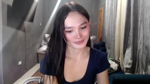 nadiestar online show from March 8, 10:54 am