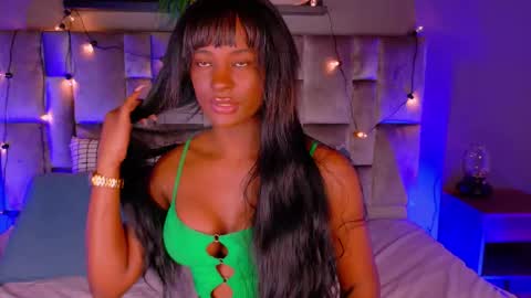 Snapshot of nahomicampbell_ chatting on October 13, 7:36 pm VICTORIA online show from October 13, 7:36 pm