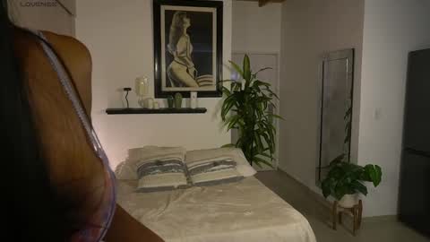 Lia online show from November 6, 2:06 pm