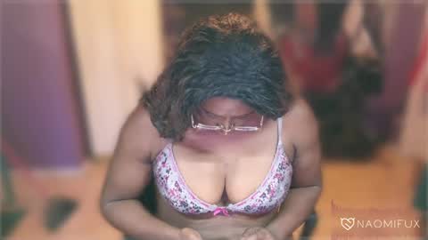 Naomi online show from February 3, 5:14 pm